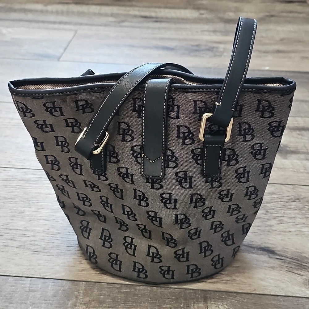 Dooney & Bourke Monogram Black and Gray Shoulder Bag